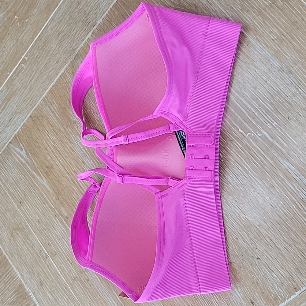 PINK Victoria's Secret Active Seamless Air Sports Bra In Pink Size Medium NWT - Picture 5 of 6